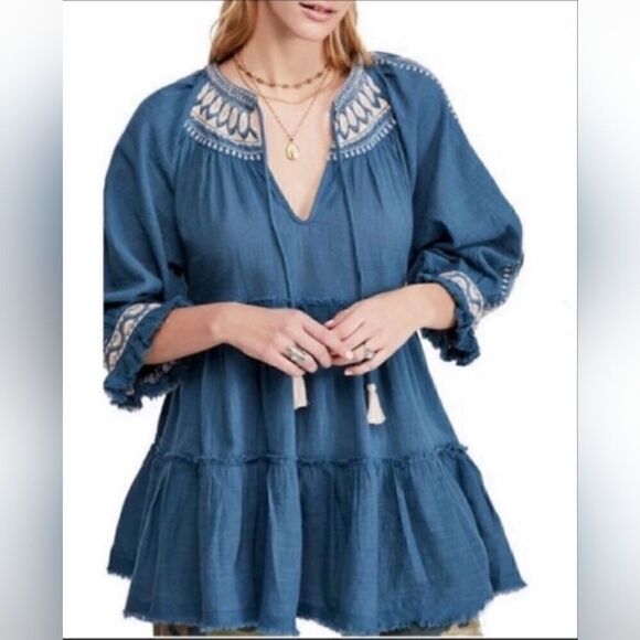 Free People V-neck oversized fit embroidered teal tunic top size small - Picture 1 of 15